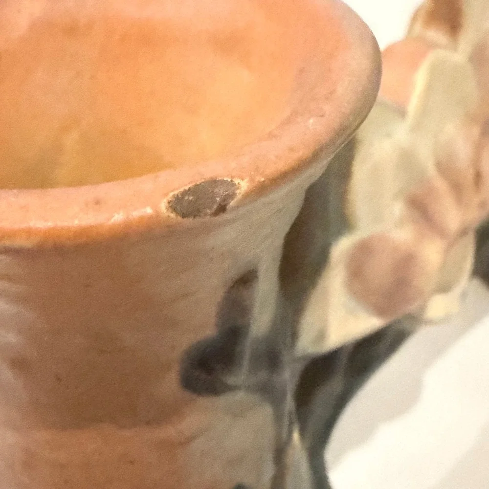 Roseville Magnolia Double Bud Vase 186-4 Art Pottery Circa 1943 Brown Glaze